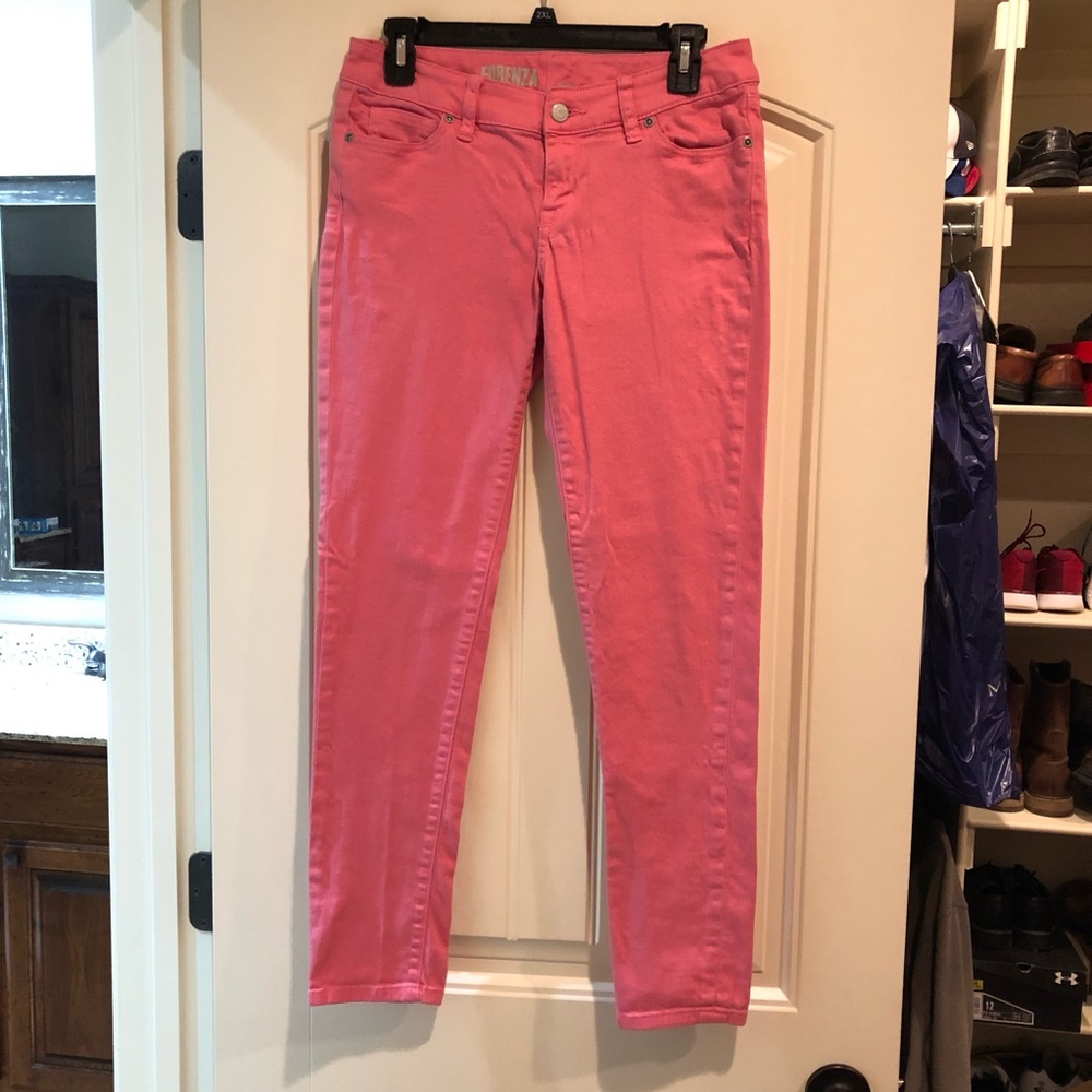 Forenza pink denim crops, size 4